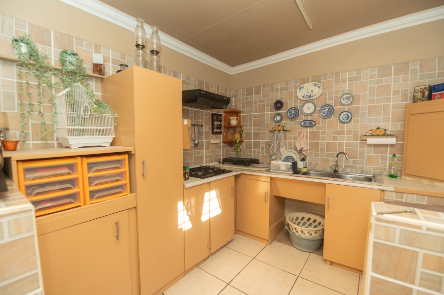 6 Bedroom Property for Sale in Sherwood Eastern Cape